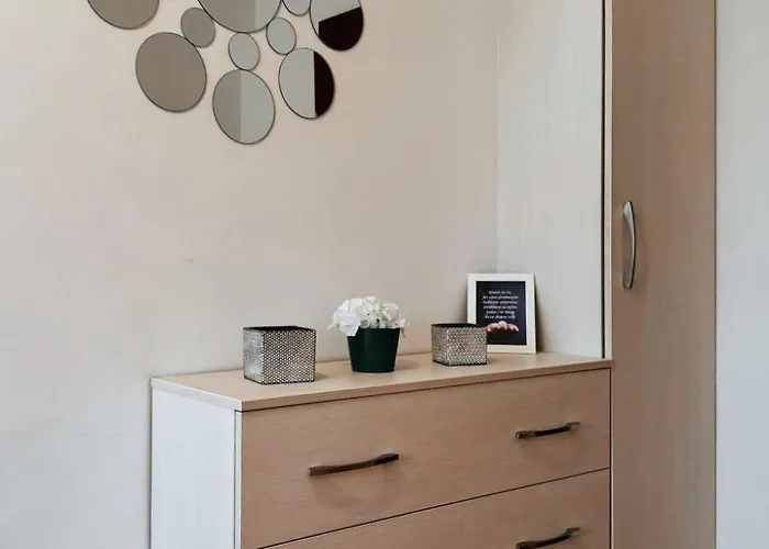 Cecilia Apartment
